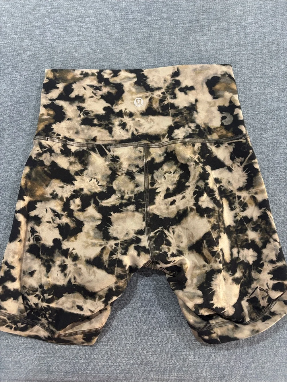 lululemon athletica Black & Cream Tie-Dye High-Rise Bike Shorts
